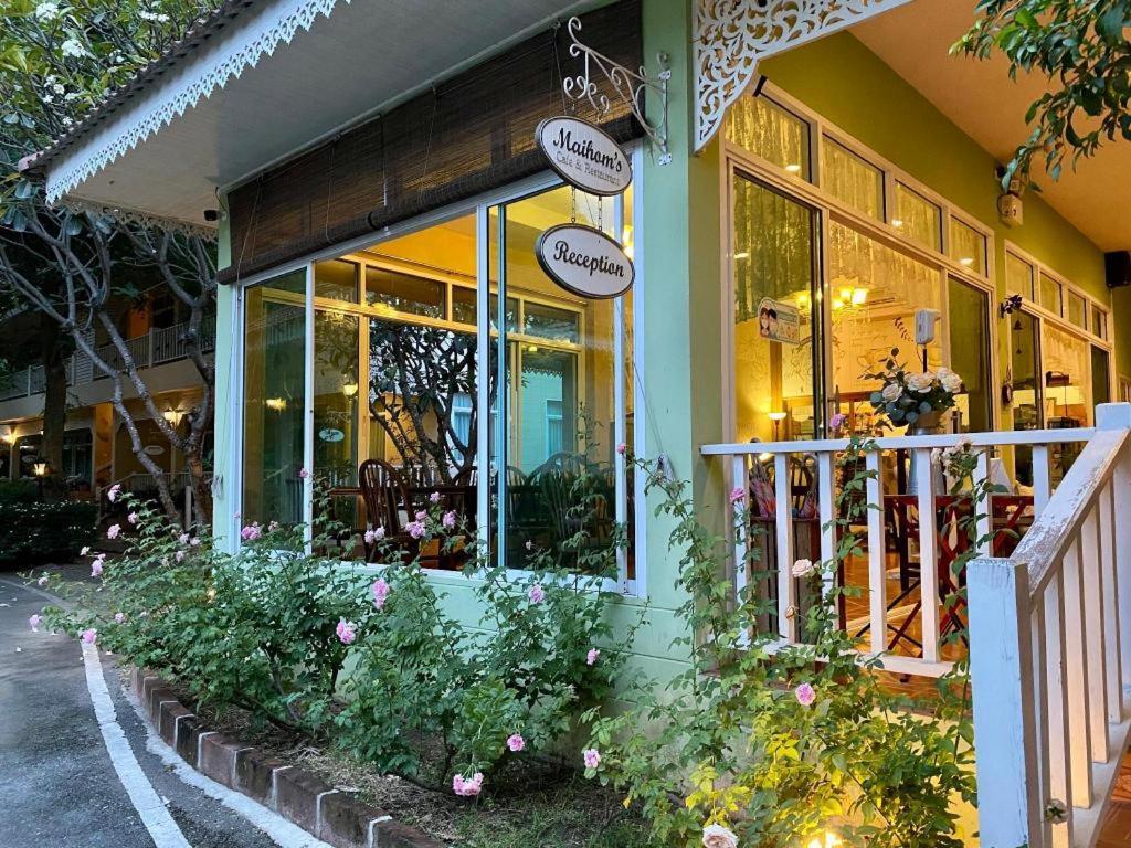 Ruen Maihom Riverside Cottage Kanchanaburi Extérieur photo