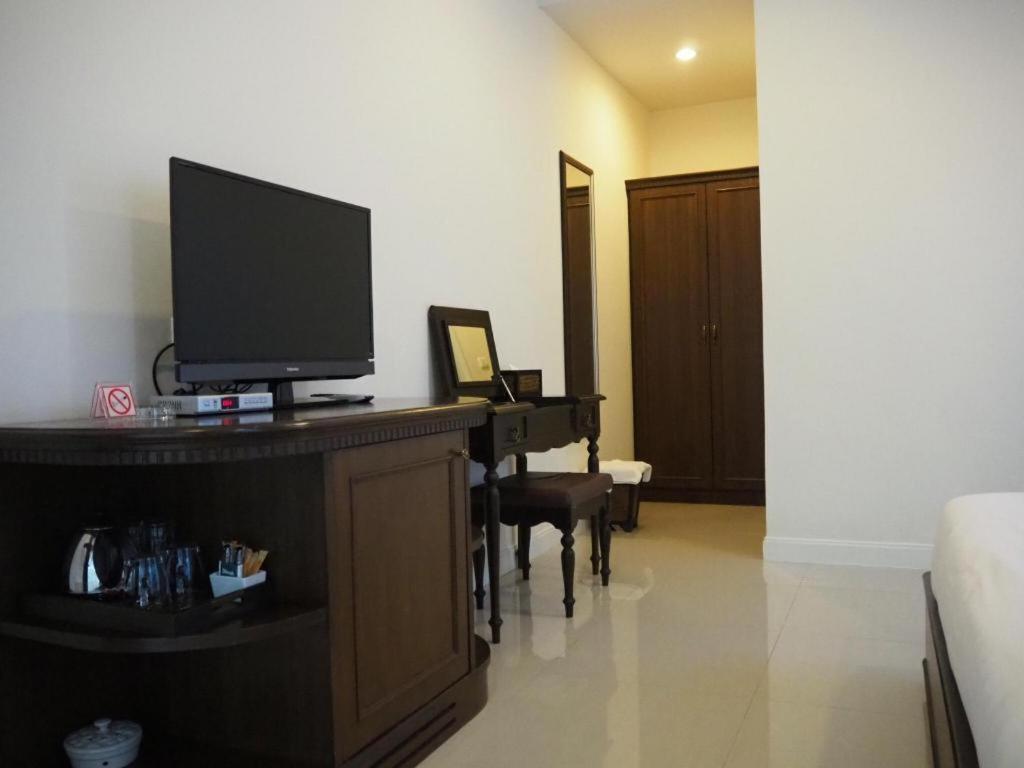 Ruen Maihom Riverside Cottage Kanchanaburi Extérieur photo