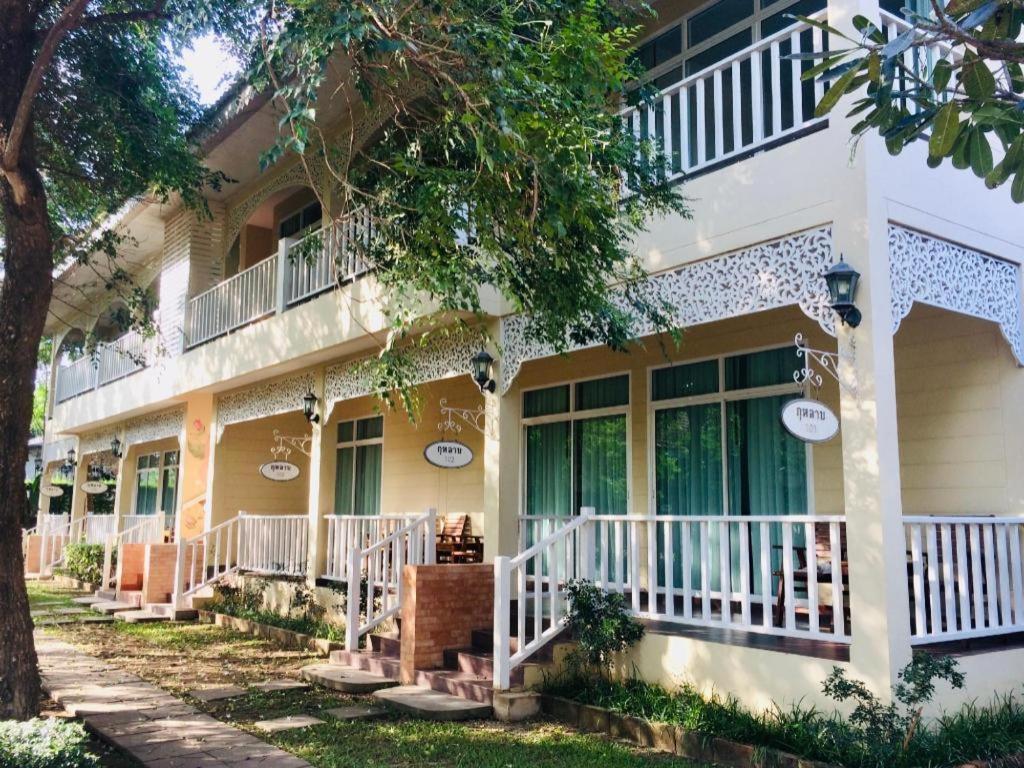 Ruen Maihom Riverside Cottage Kanchanaburi Extérieur photo