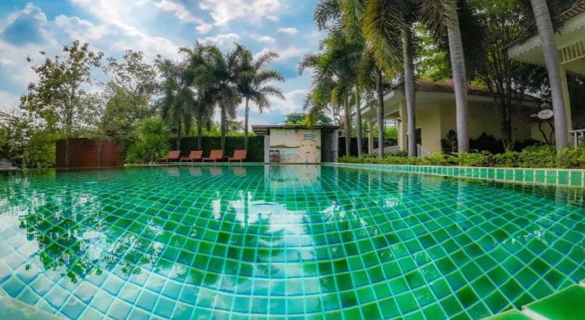 Ruen Maihom Riverside Cottage Kanchanaburi Extérieur photo